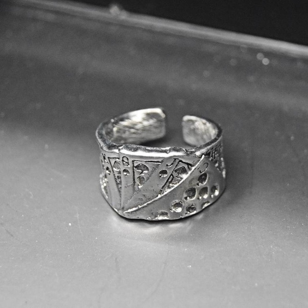 Playing Cards Ring - Picture 5 of 7